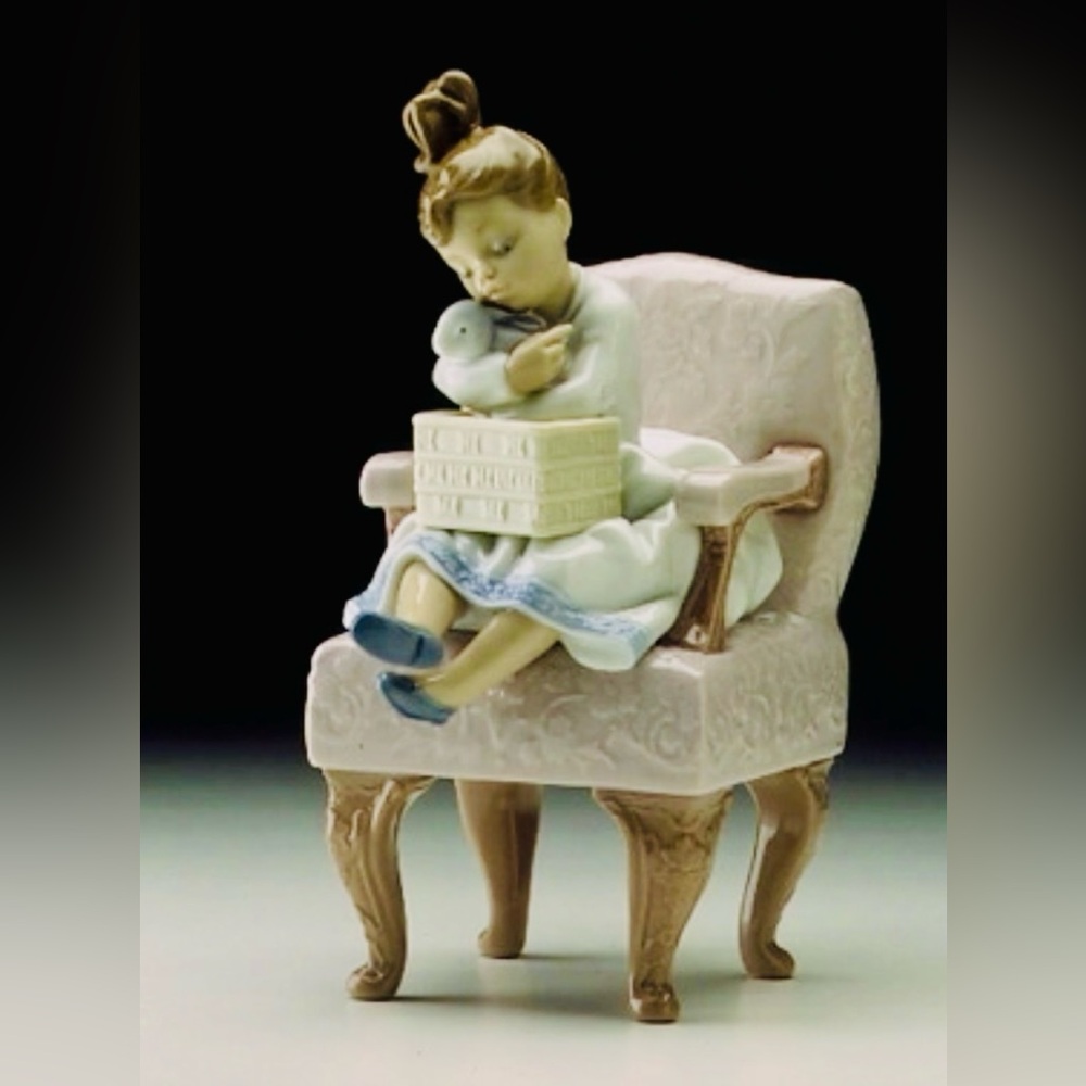 Lladro 6511 A Birthday Surprise Girl Rabbit, Retired 2000 - 8.5"